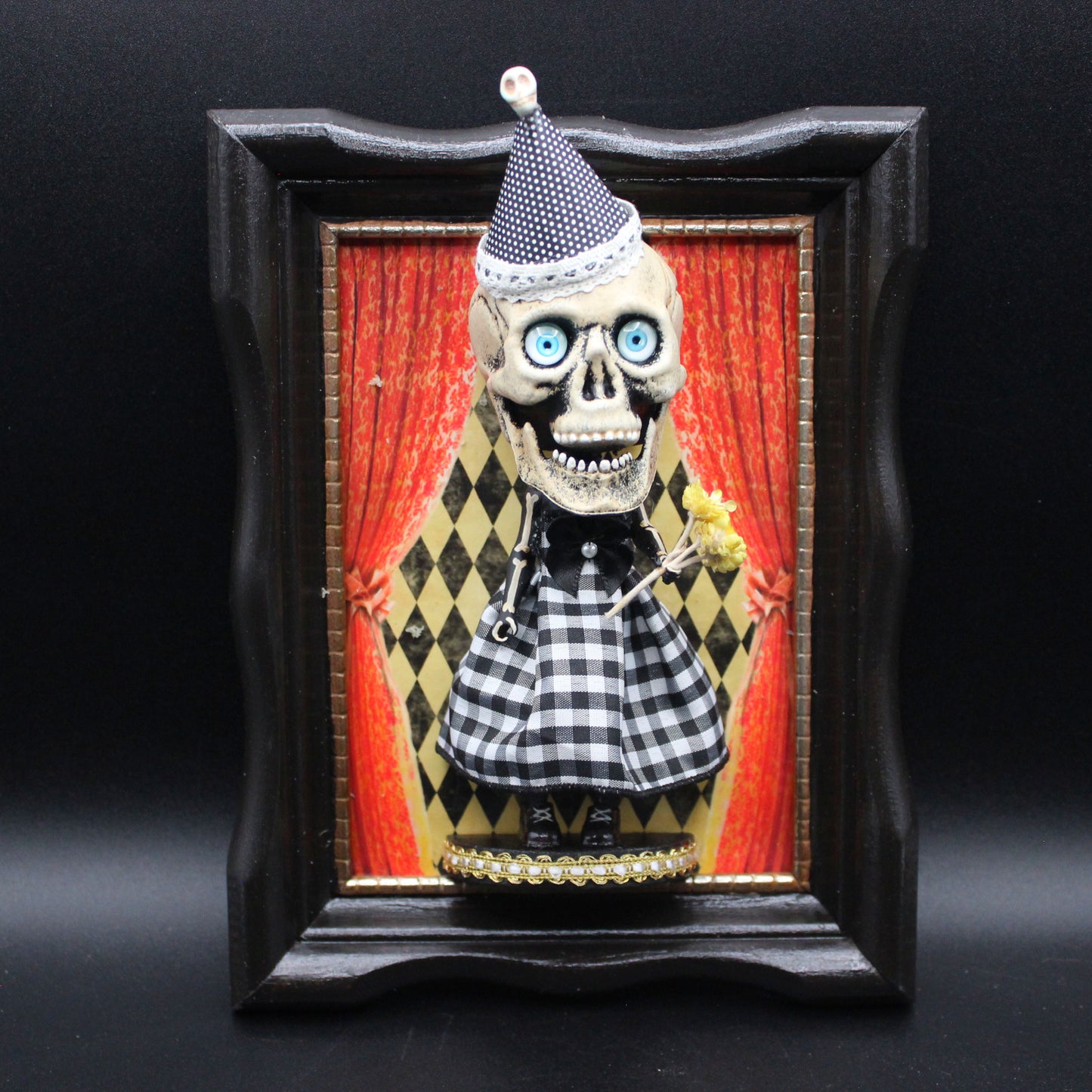 Framed Skully Cutie!