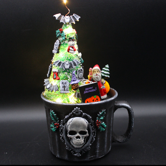 Halloween Christmas Tabletop Lighted Mug Decoration!