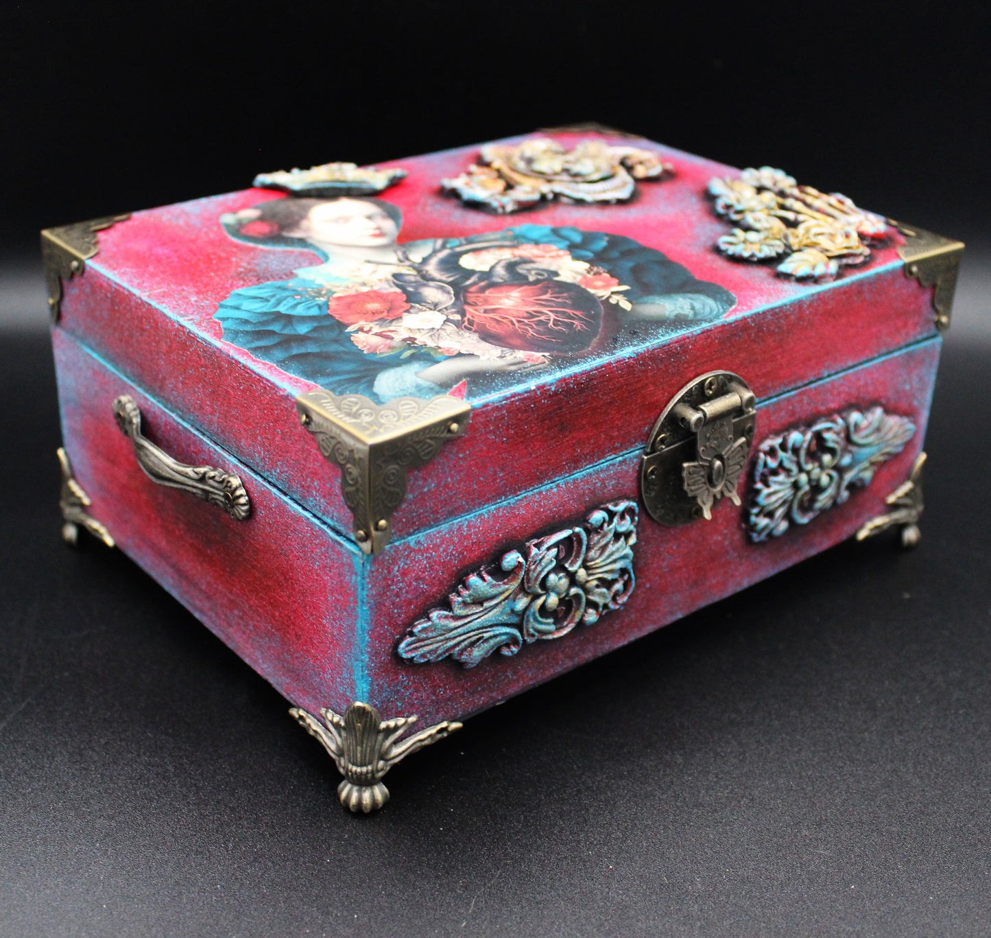 Queen of Hearts Jewelry Box