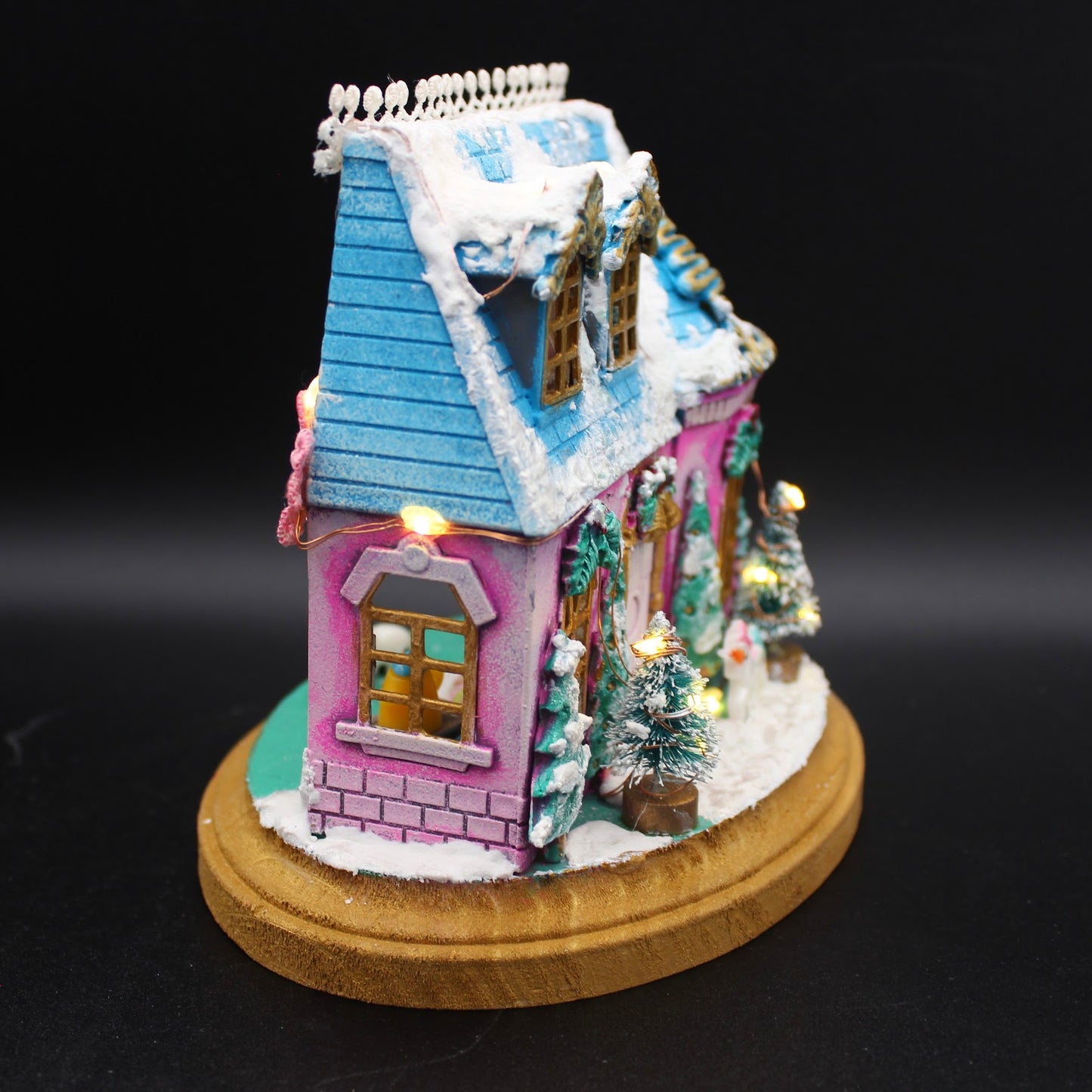 Super Cute, Lighted, Miniature Furnished Christmas Dollhouse!