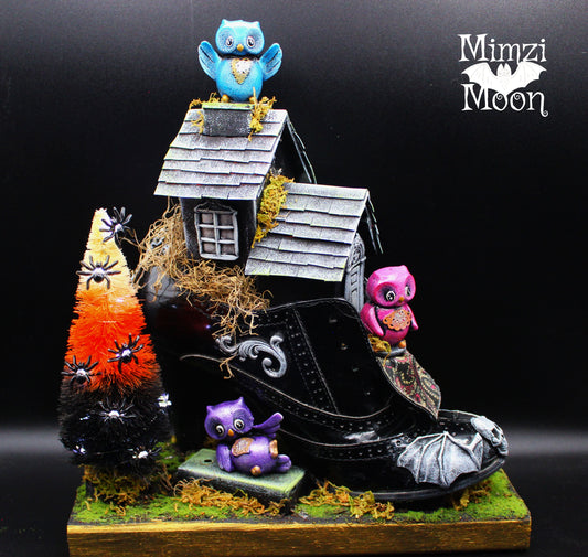 Wonderful, Lighted, Shoe House, Goth Owl, Halloween Decoration!